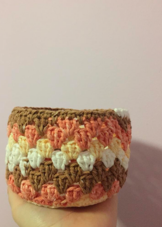 Crochet basket pattern