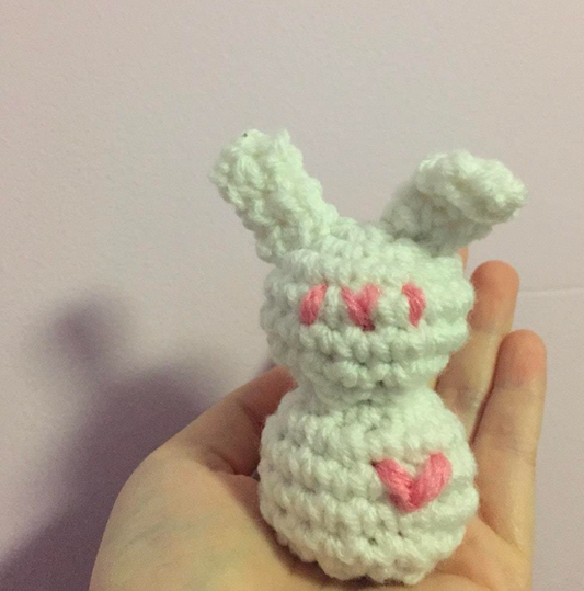Crochet pattern mini bunny